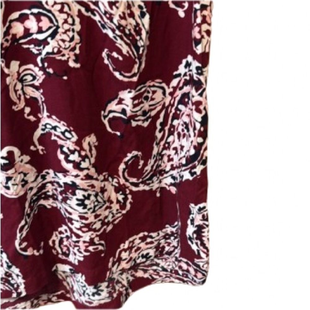 Paisley Sleeveless Blouse in Burgundy and Pink Crown &Ivy medium - Picture 4 of 5